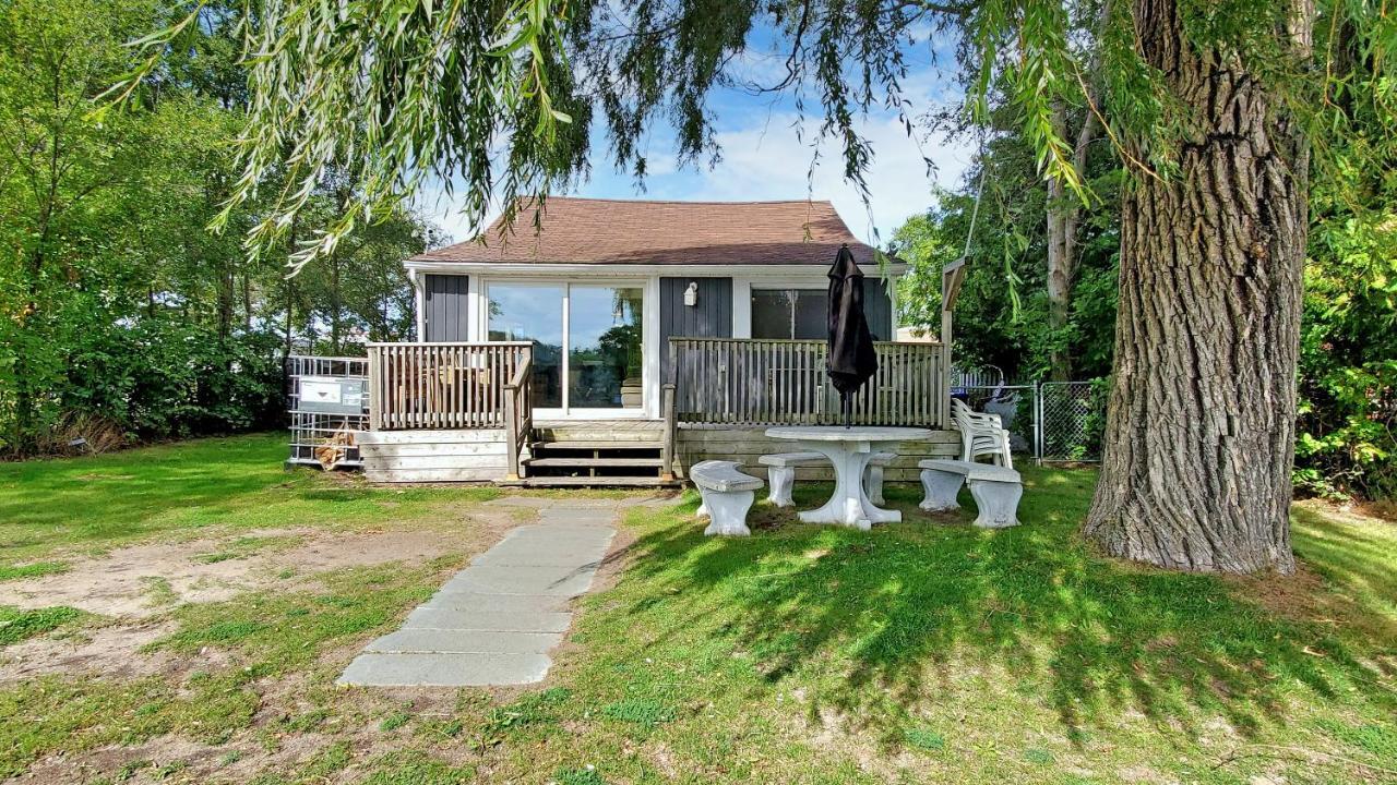 Main Beach River Retreat - Wasaga Beach 1 - Main Strip - 95 Mosley St Exterior photo