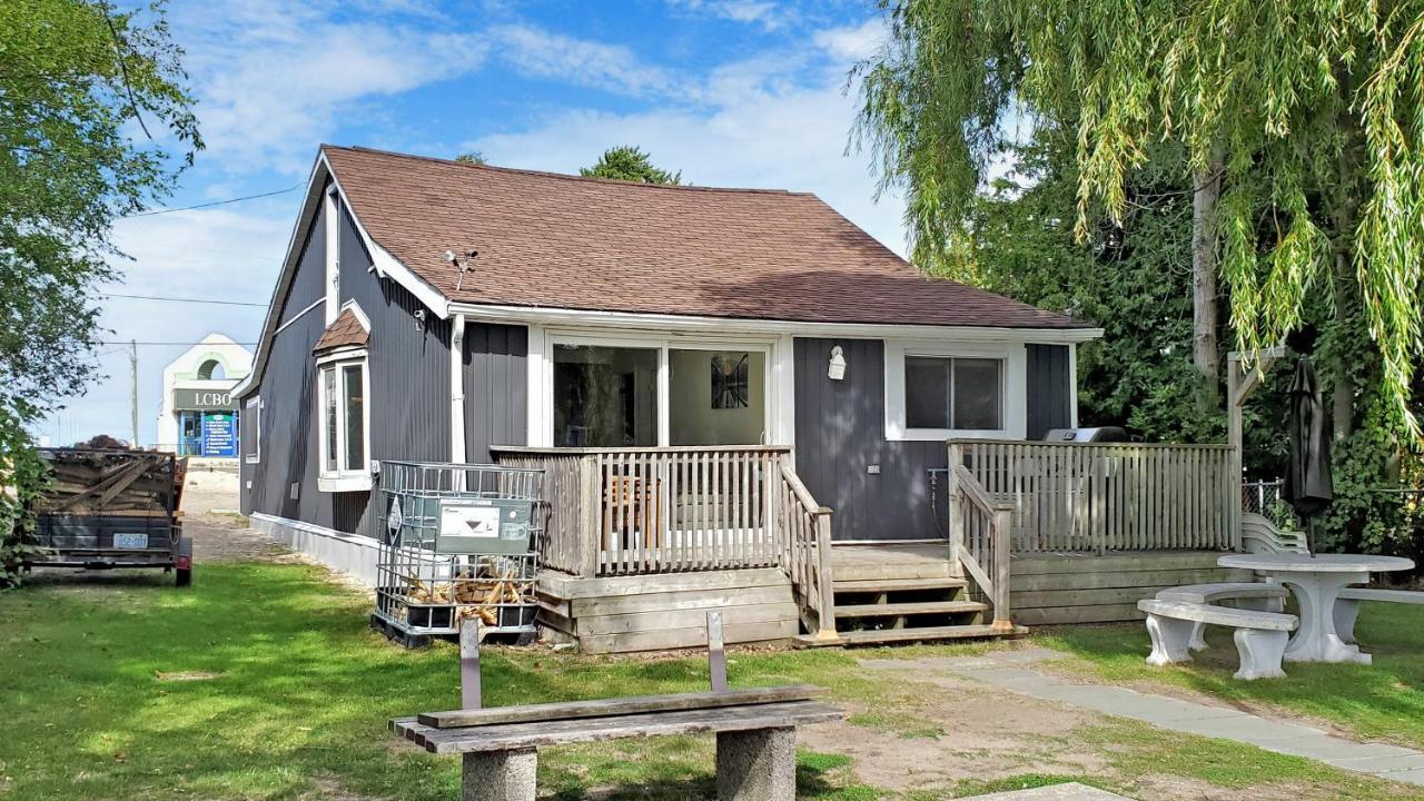 Main Beach River Retreat - Wasaga Beach 1 - Main Strip - 95 Mosley St Exterior photo